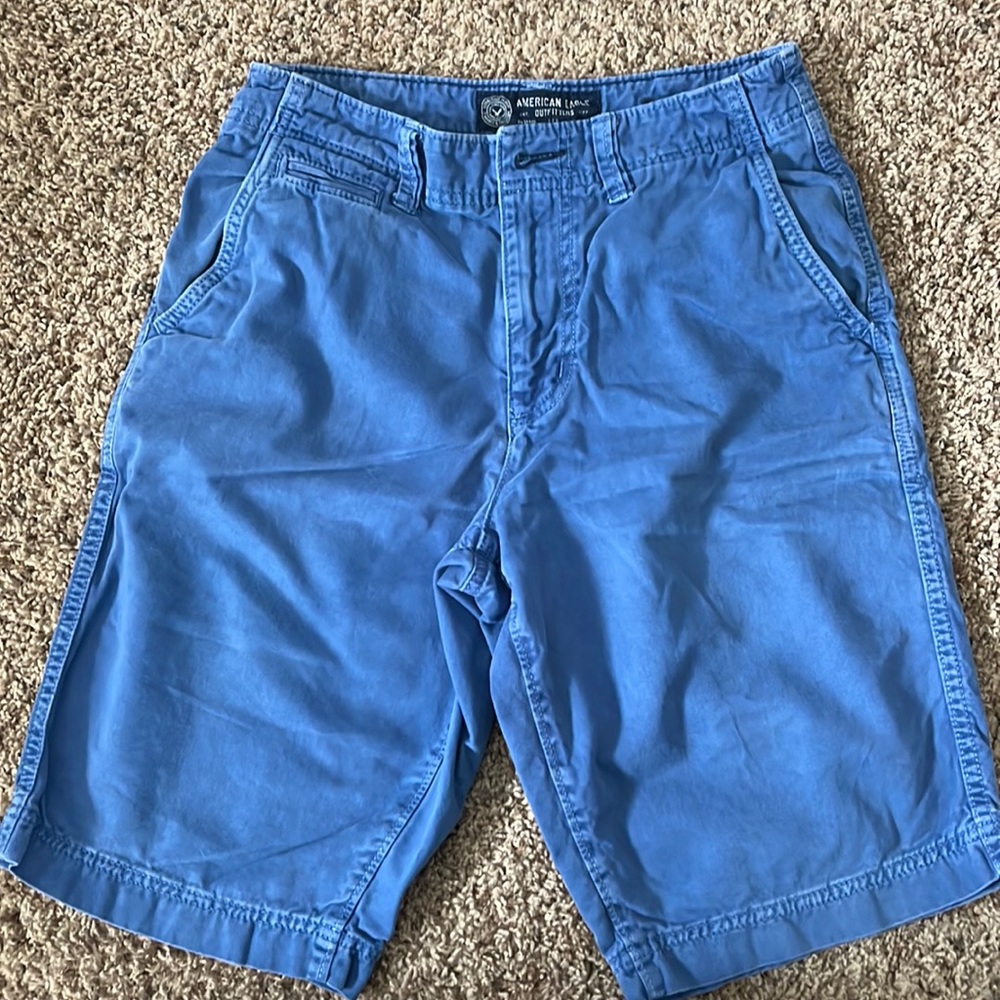 Men’s American Eagle size 26 blue shorts.
